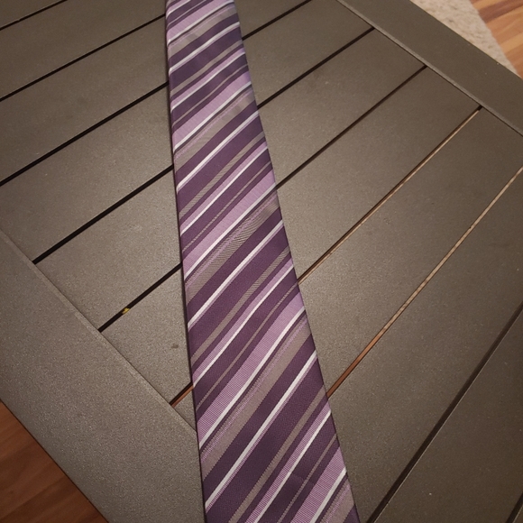 Tie - Picture 6 of 6
